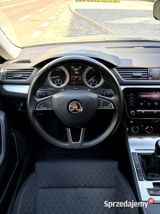 koda Superb 15 TSI 150 Salon Serwis ASO pomorskie