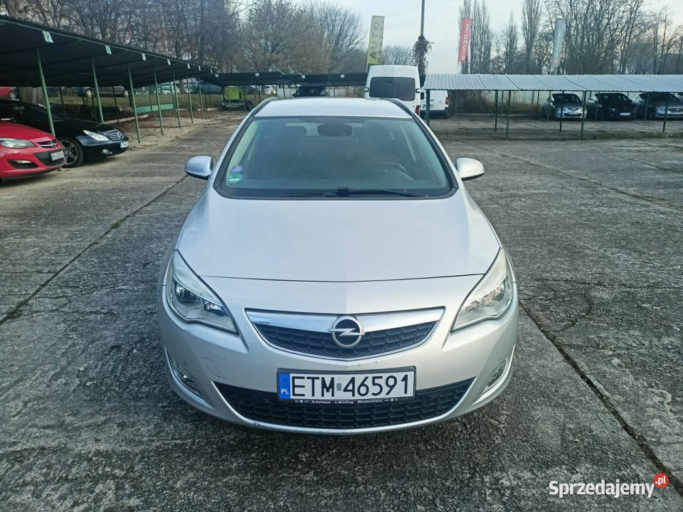 Opel Astra zadbany serwisowany zarejestrowany Tomaszów Mazowiecki