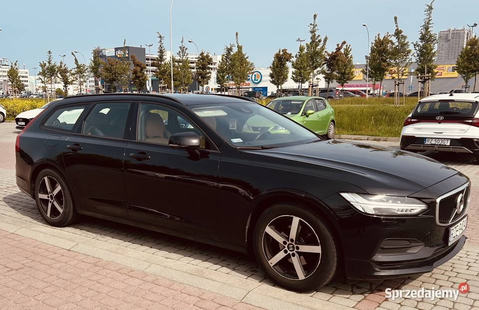 Volvo V90 2017 Automat 1969cm3 V90 Rzeszów