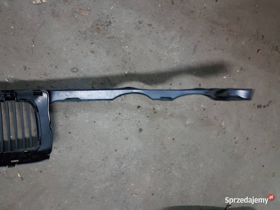 BMW 520 E34 ATRAPA GRILL KRATKA CHLODNICY osobowe wielkopolskie Turek