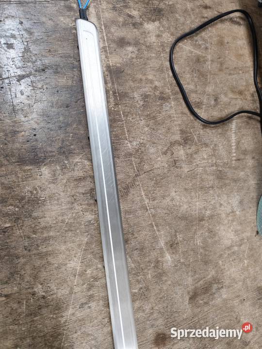 Listwa progowa LED lewa VW Golf 7 Nakładki progowe Grajewo