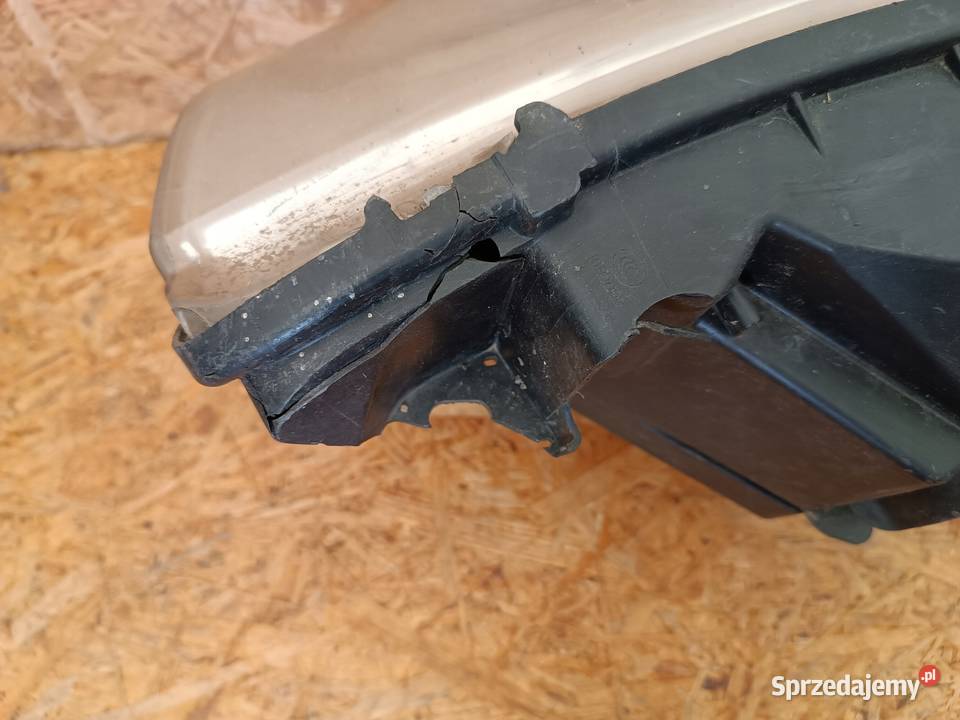 REFLEKTOR LAMPA PRAWA PRZÓD EU XENON CITROEN C4 wielkopolskie Nowy Tomyśl sprzedam