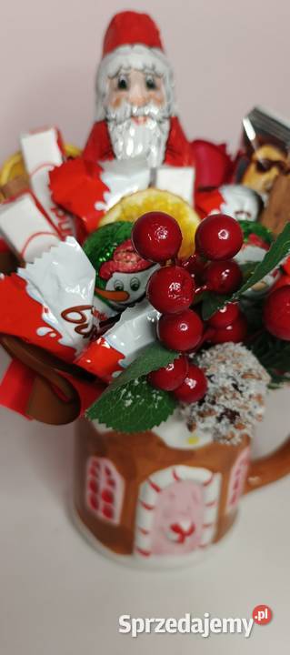 Świąteczny kubek ze słodyczami Kinder prezent na Wrocław