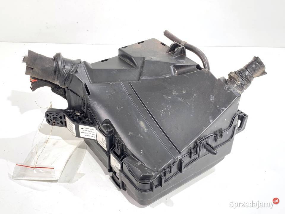 SKRZYNKA BEZPIECZNIKÓW KIA OPTIMA Kombi 16 179 osobowe