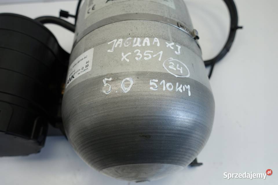 Jaguar XJ X351 ZBIORNIK POWIETRZA AW935B709AC Rudka