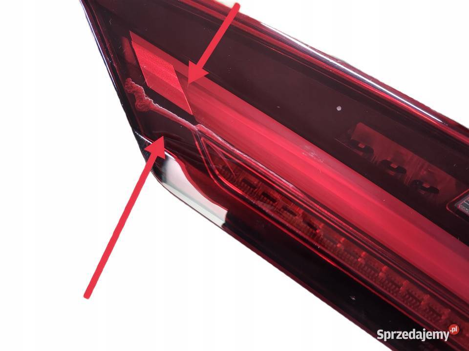 BMW I F40 LAMPA TYLNA KLAPE PRAWA 647752 100 Przemęt