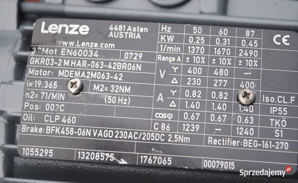 Motoreduktor kątowy 025kw 71obr z hamulcem LENZE