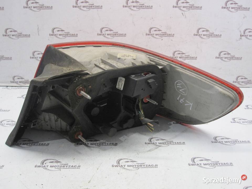 BMW E92 07r lampa lewa tył 7174403 osobowe