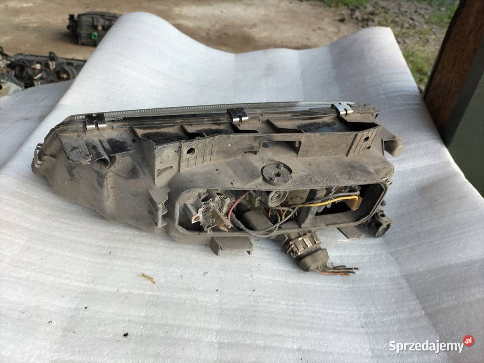 CITROEN XANTIA I LAMPA PRZÓD PRZEDNIA PRAWA Kamień-Kolonia