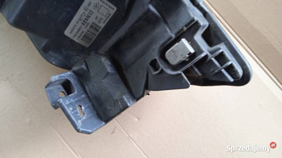 RENAULT LAGUNA II LAMPA PRZÓD PRAWA EU Zbierkowo