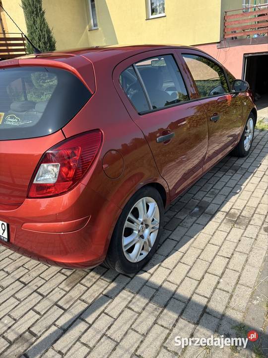 Opel Corsa D 12 86 LPG nowości w rodzinie śląskie Mysłowice sprzedam