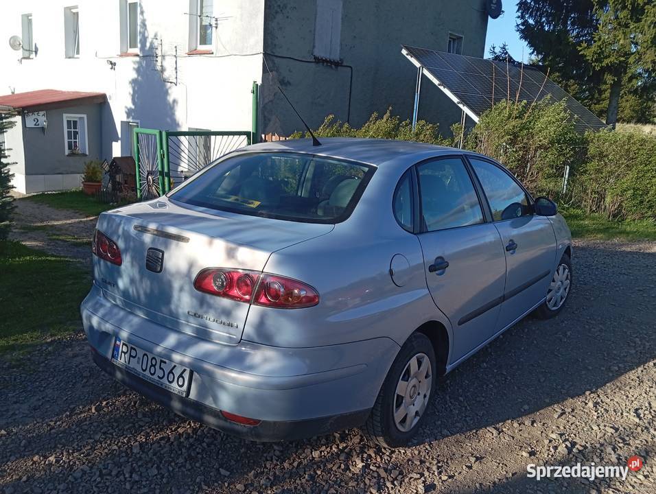 Seat Cordoba 12 benzyna 64KM Wałbrzych
