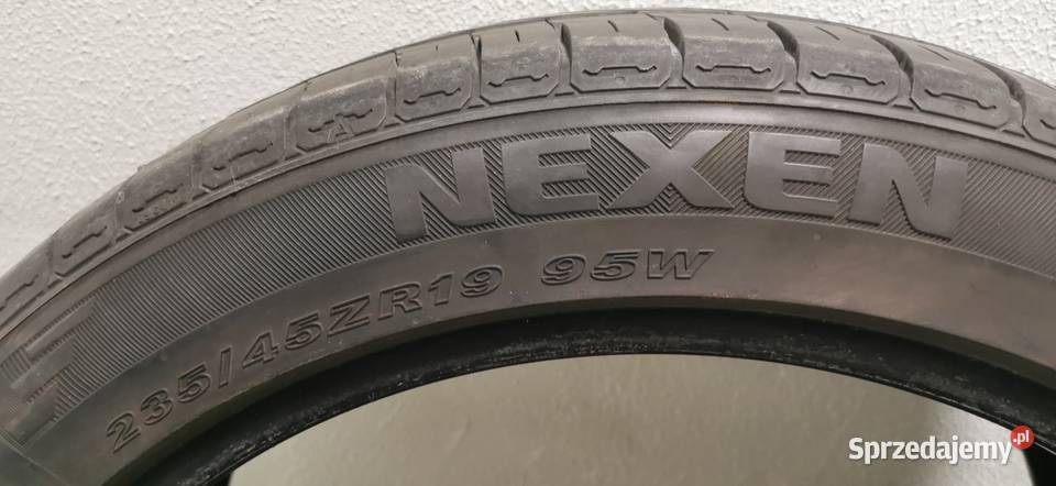 Opony 235x45x19 Białystok sprzedam