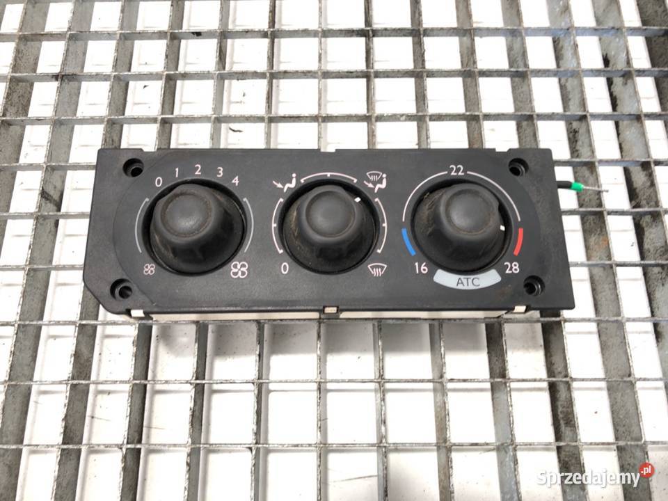 PANEL STEROWANIA NAWIEWU DAF XF Ciągnik siodłowy ciężarowe sprzedam