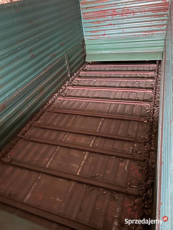 Przyczeparozrzutnik 2 osiowy nieuszkodzony Przyczepy rolnicze Krzecze sprzedam