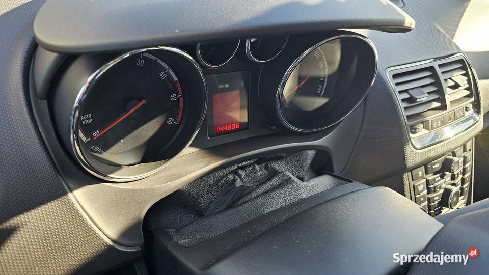 Opel Meriva II 2014r 16 CDTI 95 z Francji Rej manualna Zarszyn