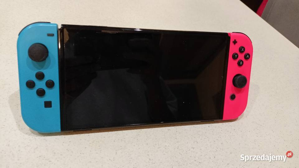 Nintendo switch oled do negocjacji Konsole i automaty Biała Podlaska