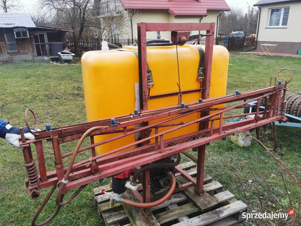 Opryskiwacz polowy 10 metrów szerokości 400 Zamość