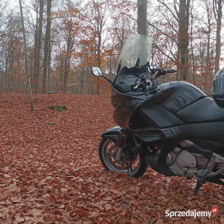 Honda Deauville 700 Manasterz