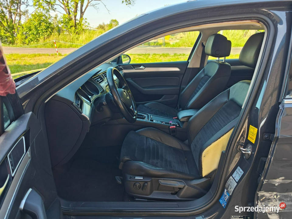 Volkswagen Passat B8 20142023 ASR (kontrola trakcji) mazowieckie