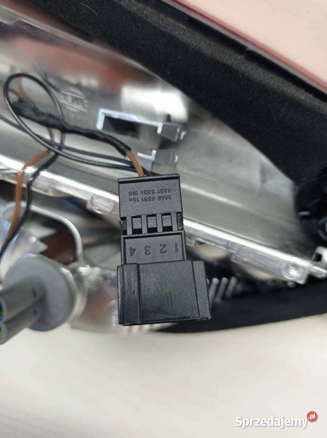 LAMPA KLAPY PRAWY TYŁ OPEL CROSSLAND 39137528 Bydgoszcz