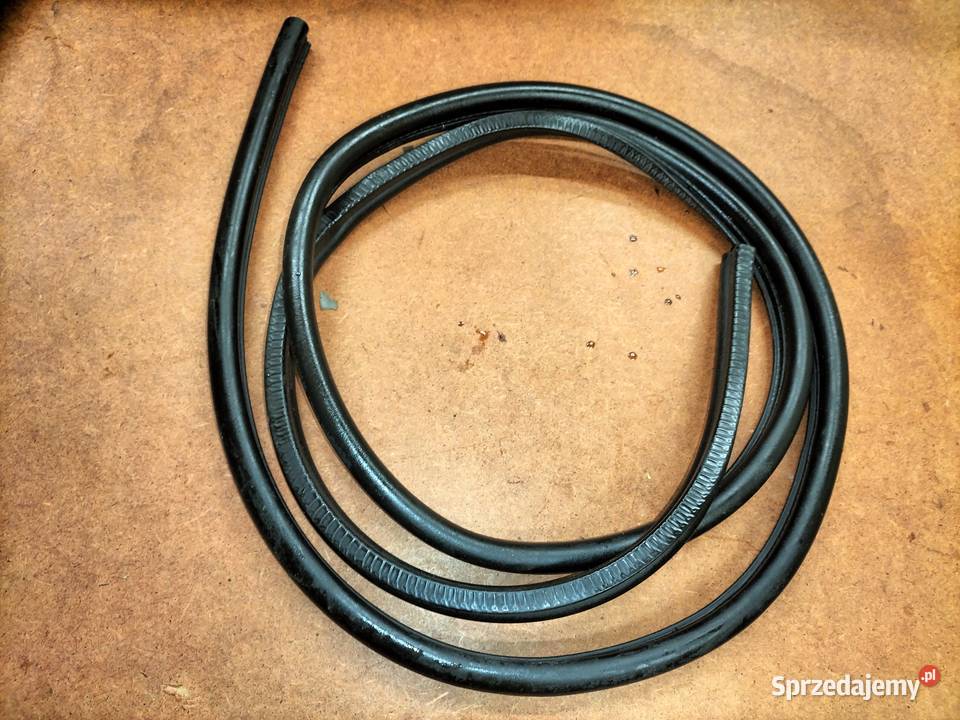 Uszczelka długa maski przedniej BMW E65 E66 sprzedam