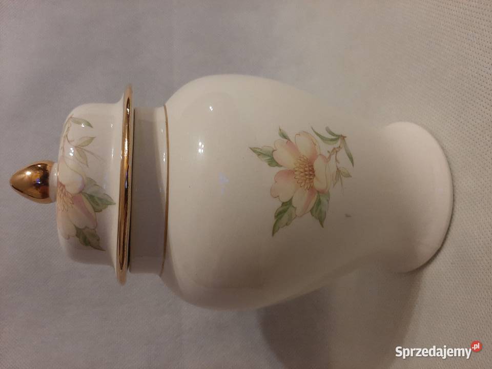 Porcelanowa amforapuzderko piękna sygnowana Inowrocław