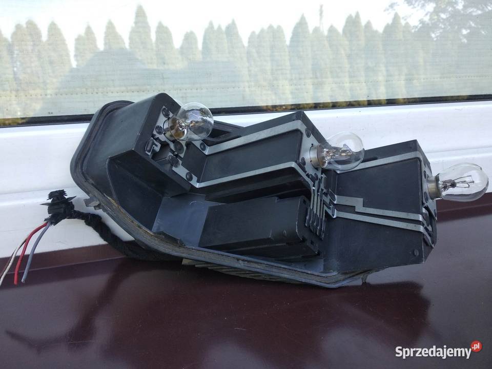 Peugeot 407 SW kombi wkład oprawka lampy tył łódzkie Sieradz