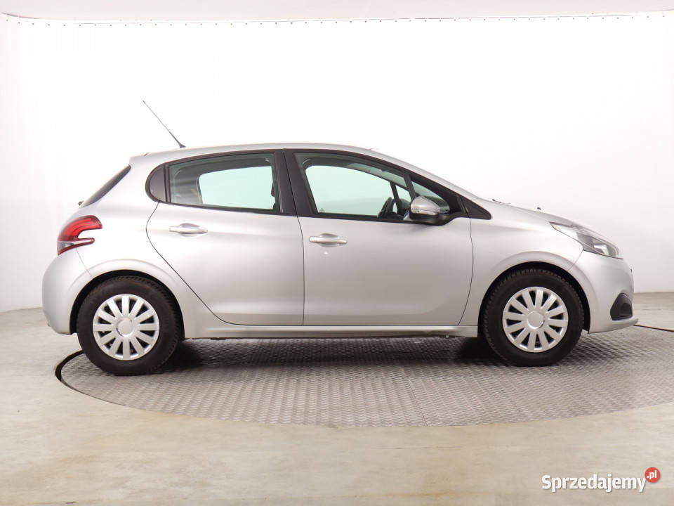 Peugeot 208 12 PureTech czujnik parkowania Katowice