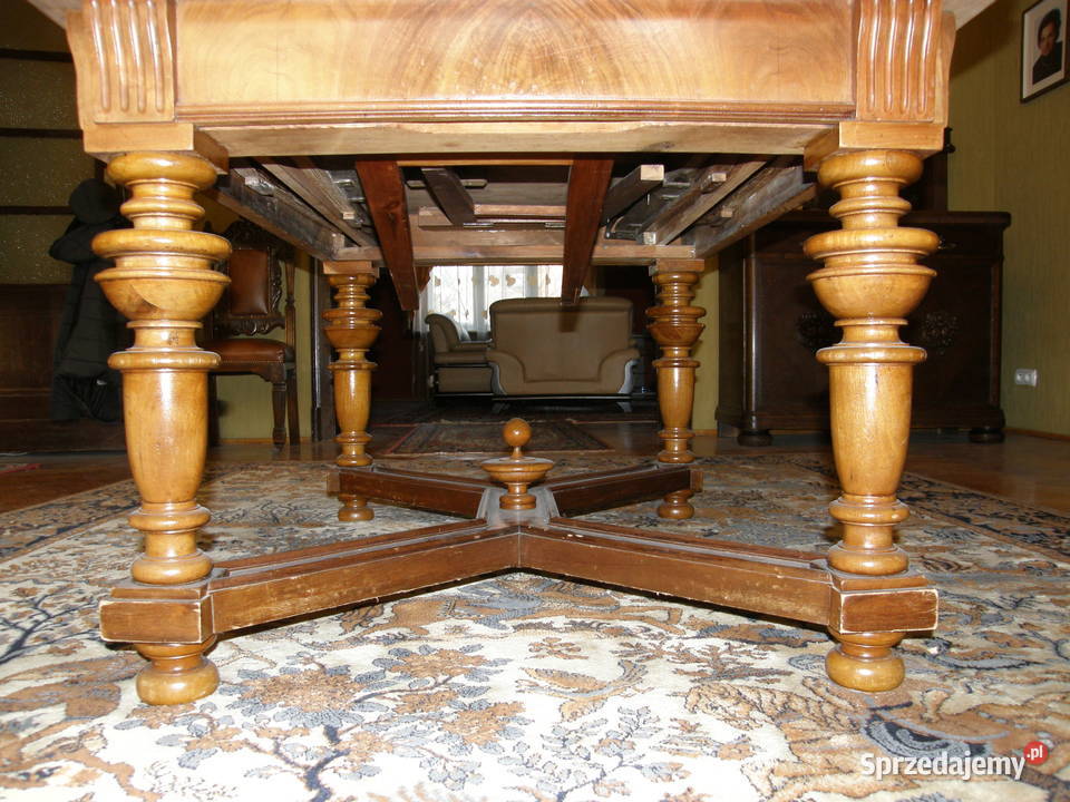 Używane stylowe meble z litego drewna