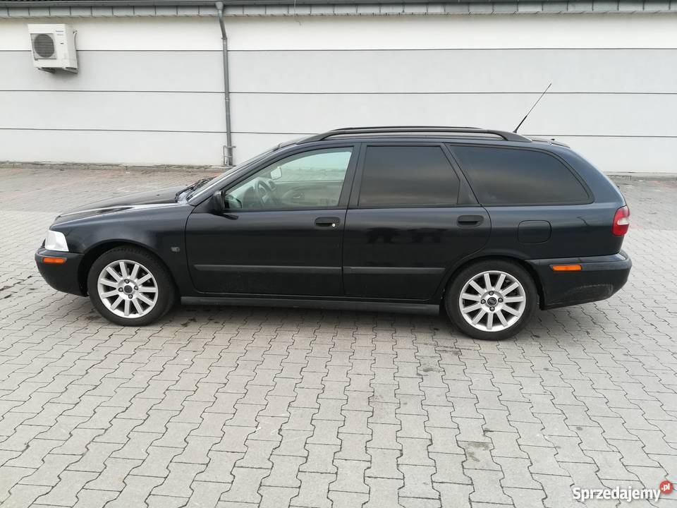 Volvo V40 18 2000 BLpg Ważne OC i Przegląd Konin