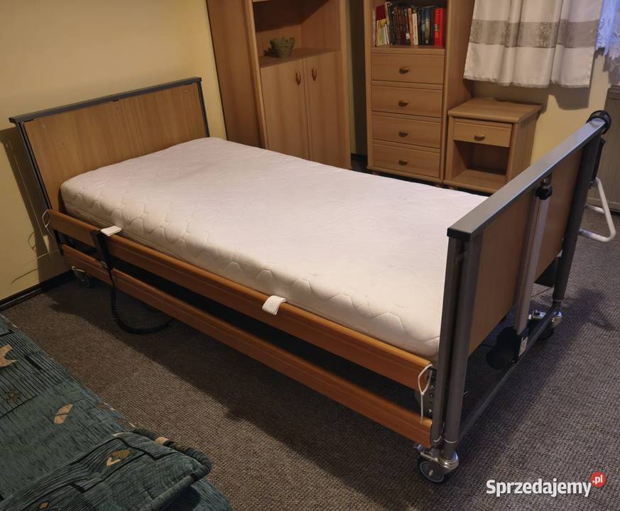 Łóżko rehabilitacyjne elektryczne aks 3 funkcje Woźniki sprzedam