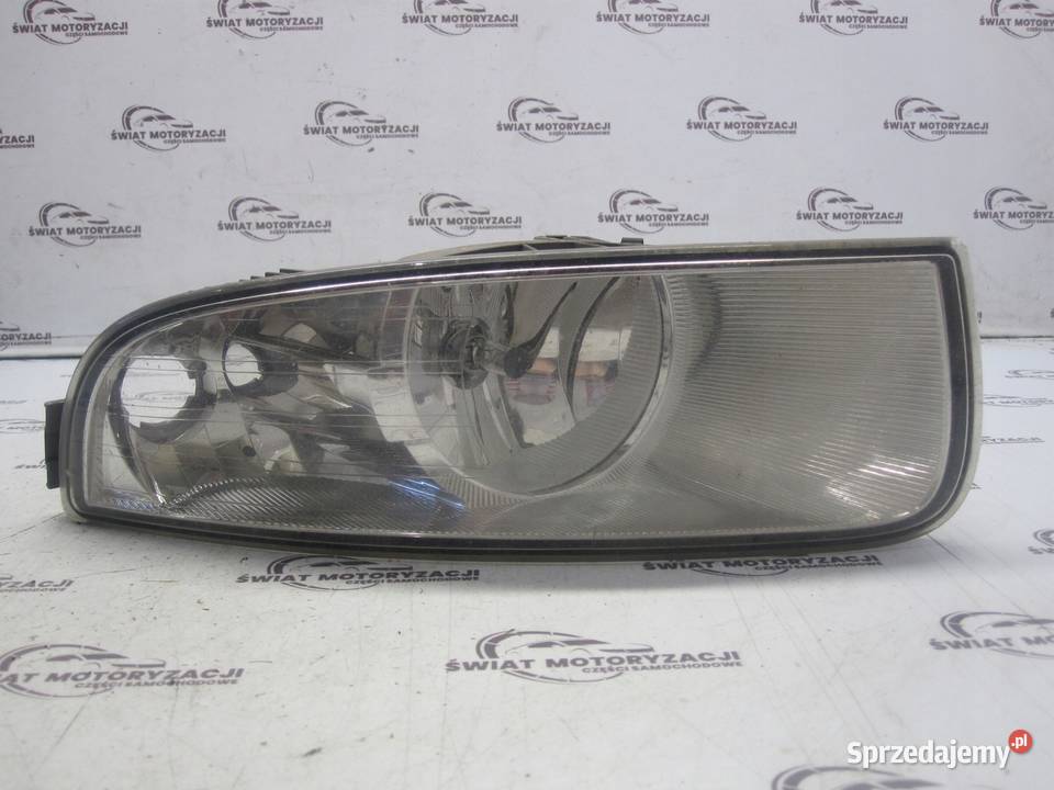SKODA SUPERB II 10r halogen lewy przód Kielce