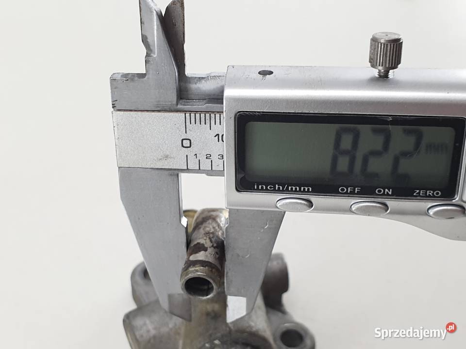 OBUDOWA TERMOSTATU DEKIEL KROCIEC TGB BLADE 550 Janowice