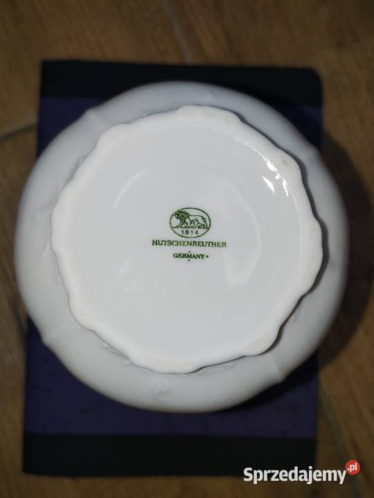 Porcelanowy wazonik Hutschenreuther biały