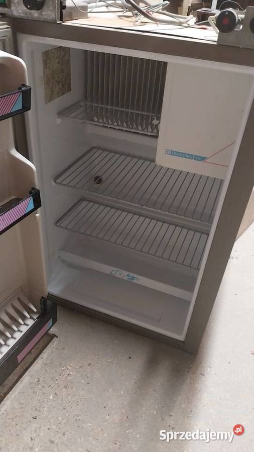Lodówka electrolux do przyczepy kempingowej