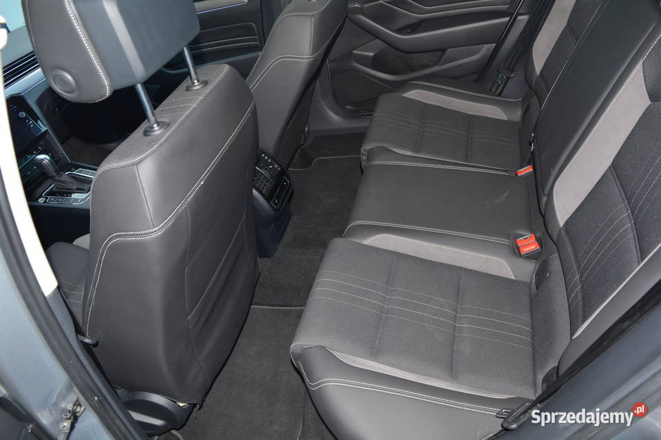 Volkswagen Passat Rok produkcji 2021 Łódź sprzedam