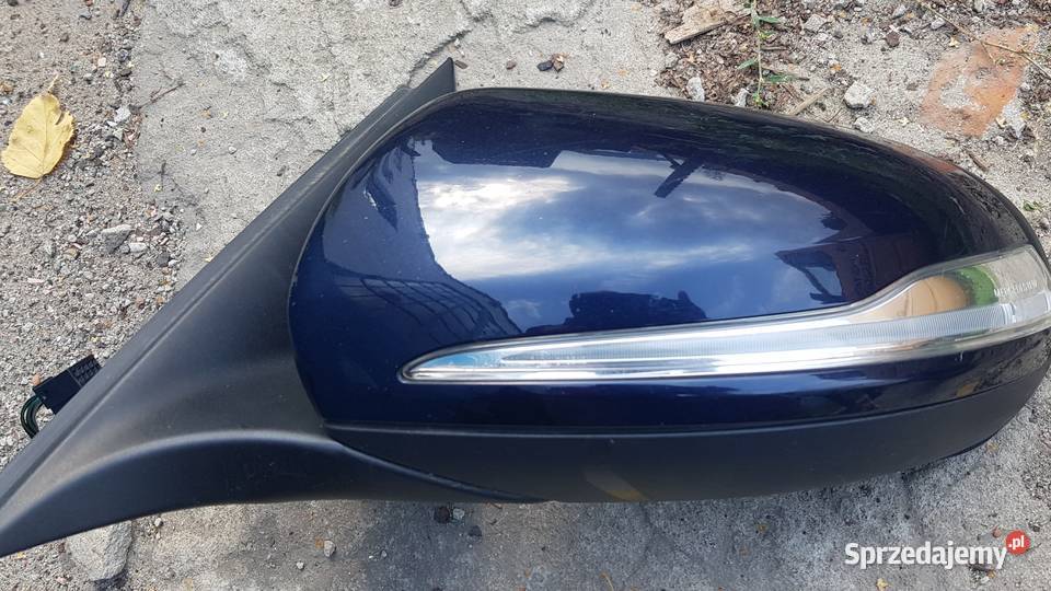 Lusterko Mercedes CKlasa W205 890 komplet