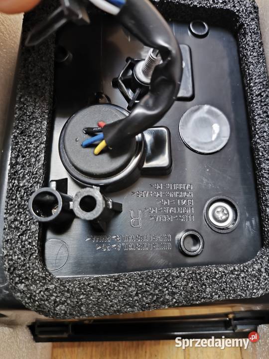 Lampa lampy tył Land Rover Discovery Sport L550 Brzeszcze