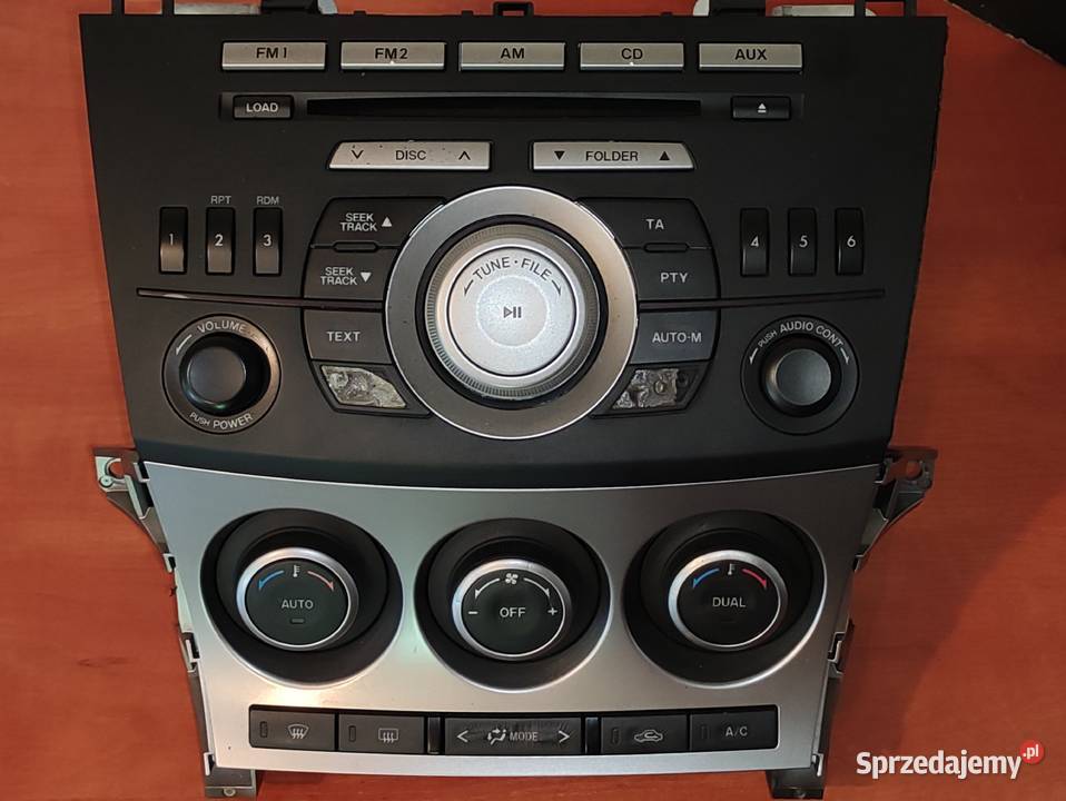 Mazda 3 BL 20092012 Radio panel ogrzewania Rok produkcji 2011 Częstochowa sprzedam