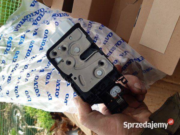 Zamek drzwi tylnych lewych Volvo XC40 32131412 dolnośląskie