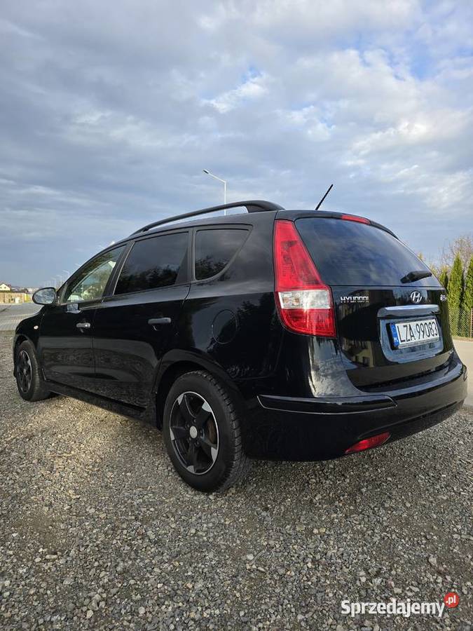 Hiundai i30 16crdi 116 2011r elektrycznie ustawiane fotele i30