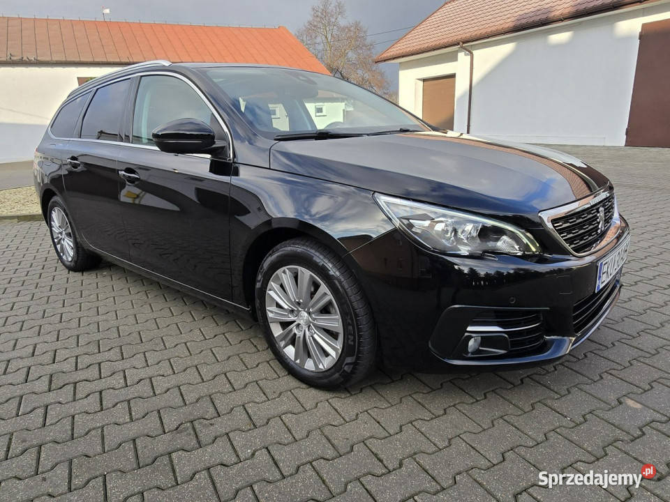 Peugeot 308 SW 12Turbo nieuszkodzony