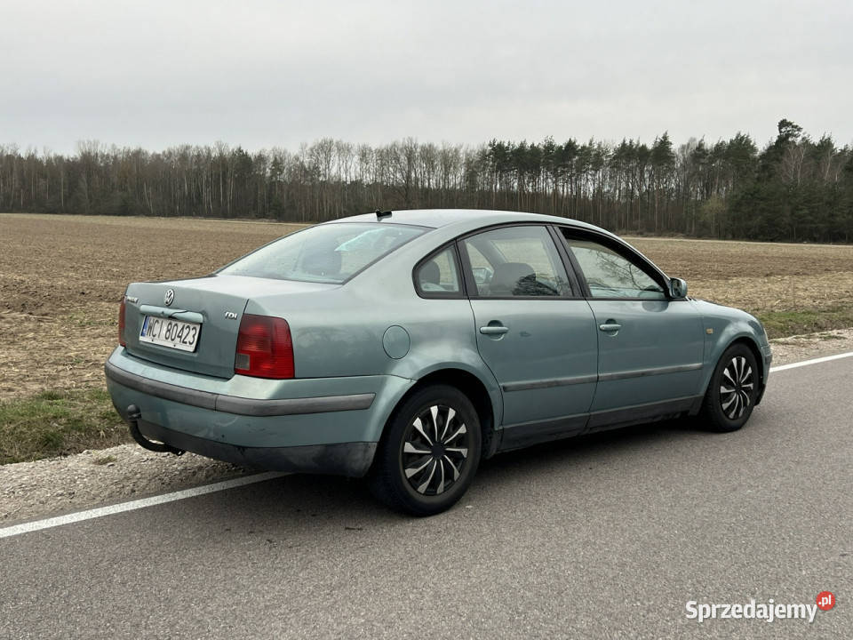 Volkswagen Passat 19 Diesel 90 1998r Z Hakiem i Warszawa