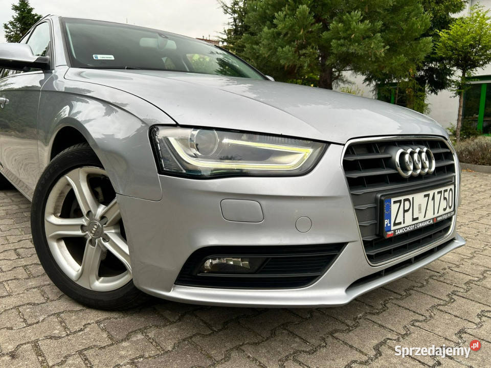 Audi A4 Audi A4 Avant 18 TFSI 170 Historia z ASO A4 Szczecin