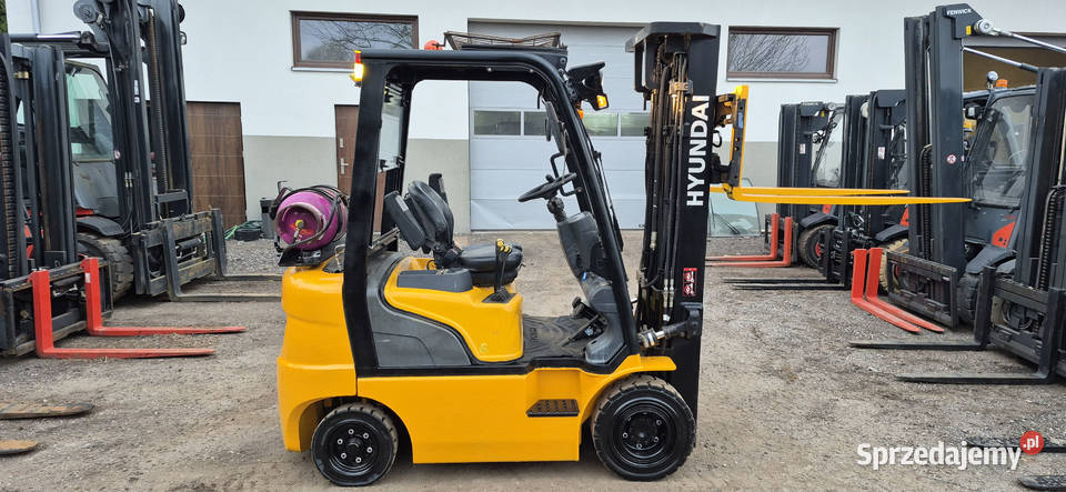 Wózek Widłowy HYUNDAI 18L 2018 Triplex 5 m 4 gaz mazowieckie Małkinia Górna sprzedam