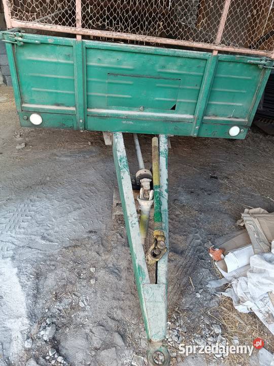 Rozrzutnik obornika 35 nieuszkodzony Skrzynno