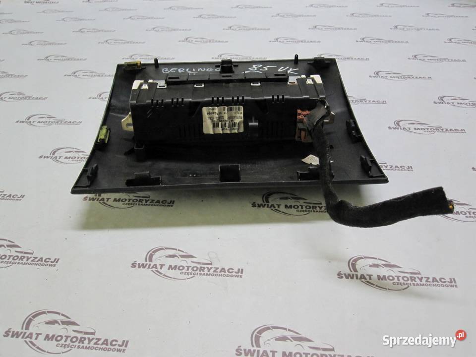 CITROEN BERLINGO II 11r wyświetlacz 9680939077 Liczniki i zegary