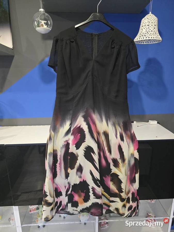 Sukienka z printem zwierzęcym UNI SM Bytom