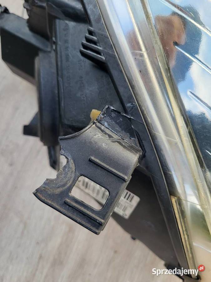 Renault Megane III Lampa przód lewa WYSYŁKA Pobiedziska
